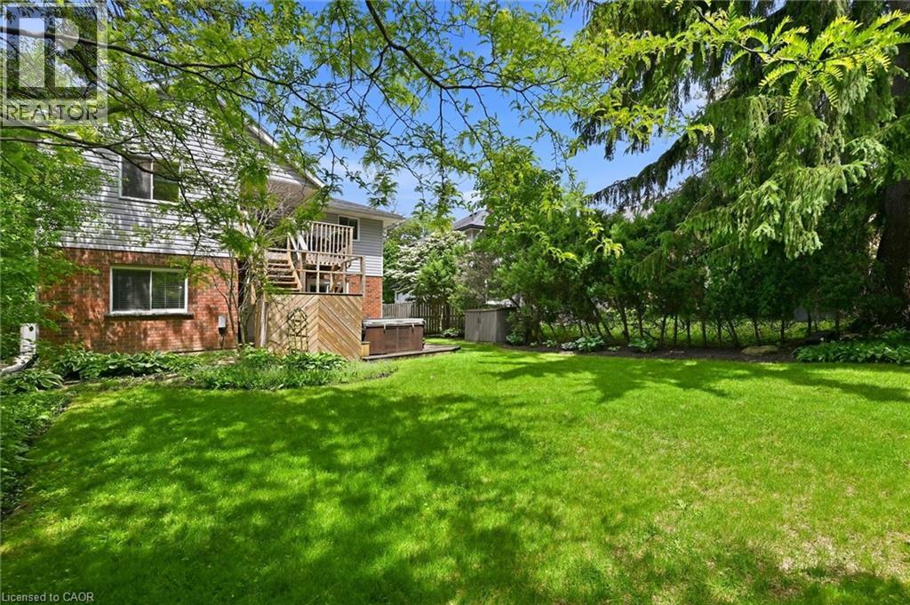 28 Rousseaux Street Property Photo 44