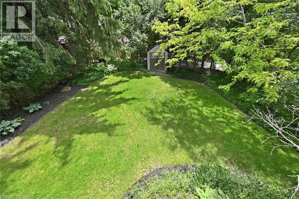 28 Rousseaux Street Property Photo 48