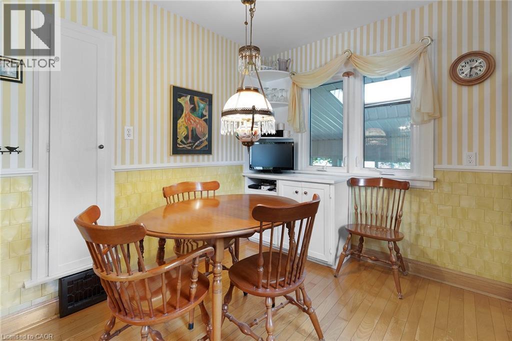 119 Church Street E Property Photo 13