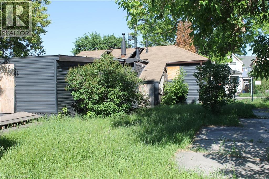 127 Robins Avenue Property Photo 11