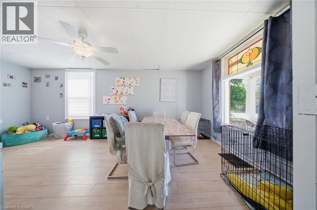 816 Colborne Street E Property Photo 24