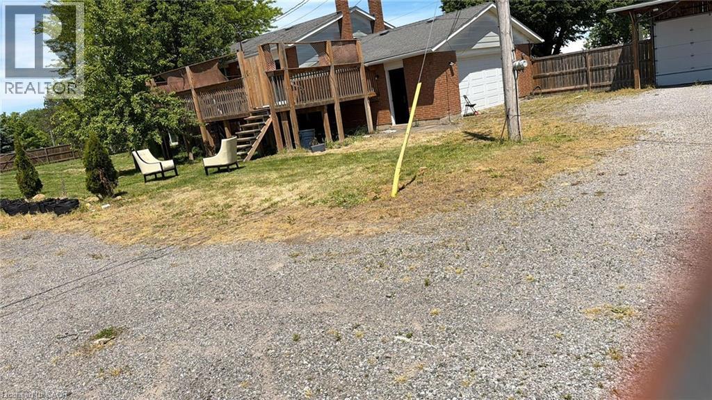 1269-1273 Larkin Road Property Photo 2