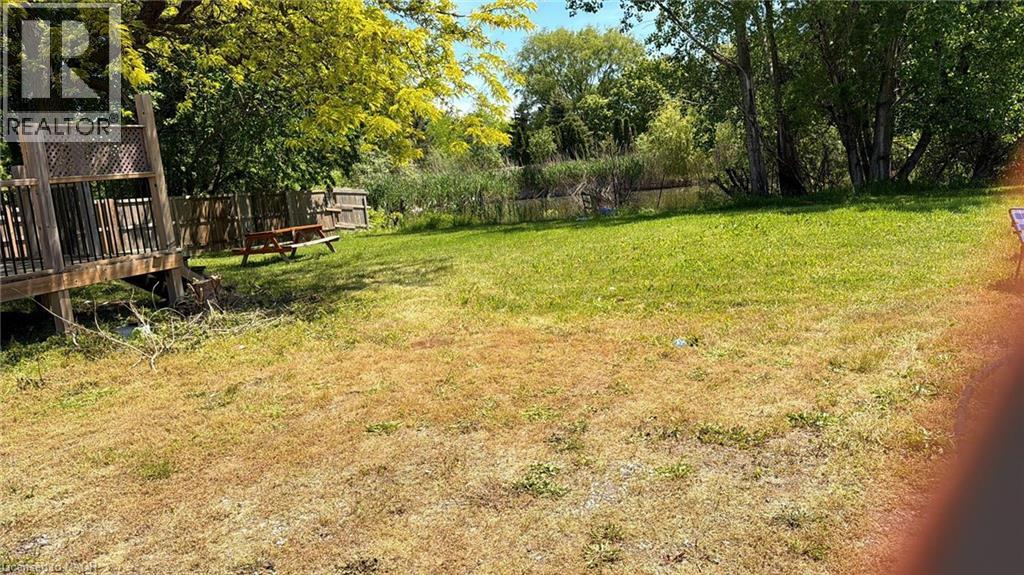 1269-1273 Larkin Road Property Photo 6