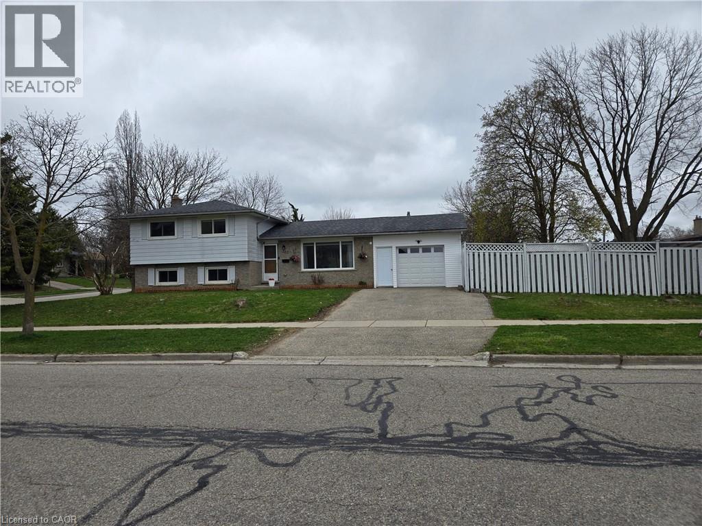 261 Overlea Drive Property Photo 2