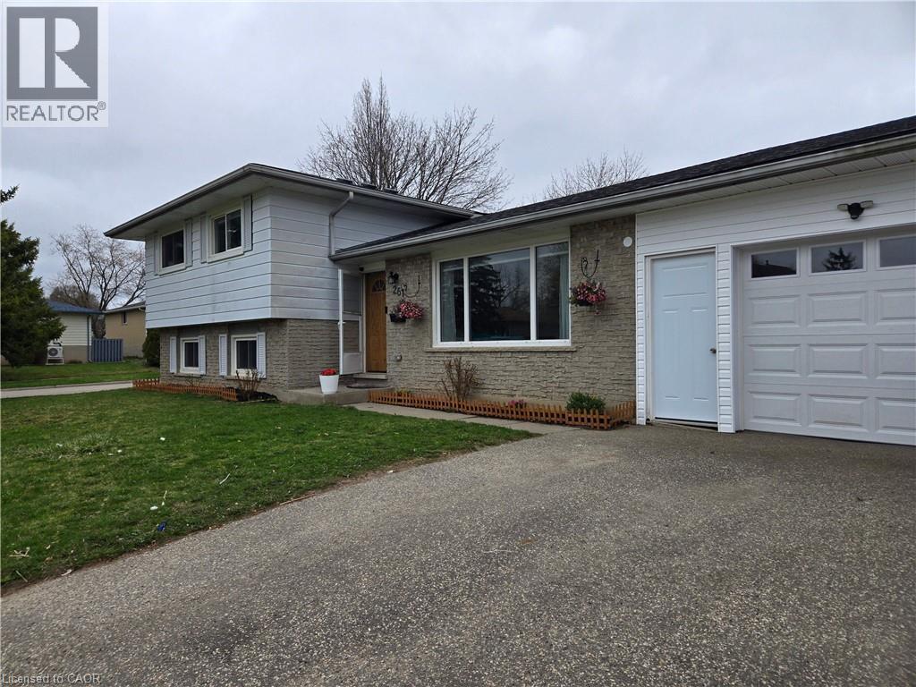 261 Overlea Drive Property Photo 3