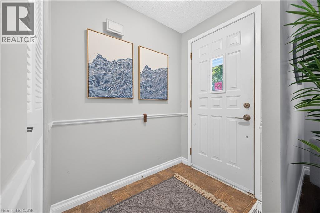 6 Bardadyn Court Property Photo 3