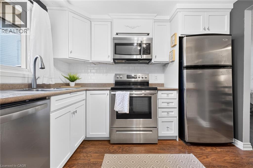 6 Bardadyn Court Property Photo 10