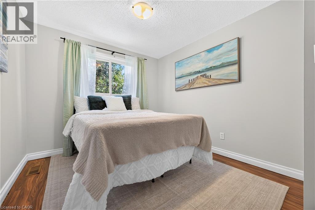 6 Bardadyn Court Property Photo 17