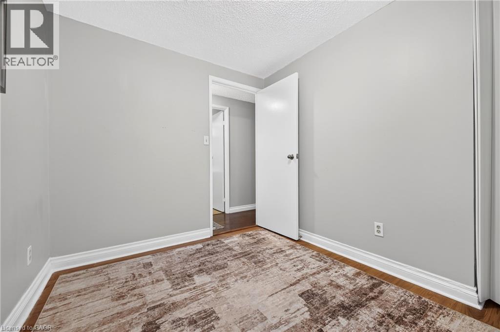 6 Bardadyn Court Property Photo 19