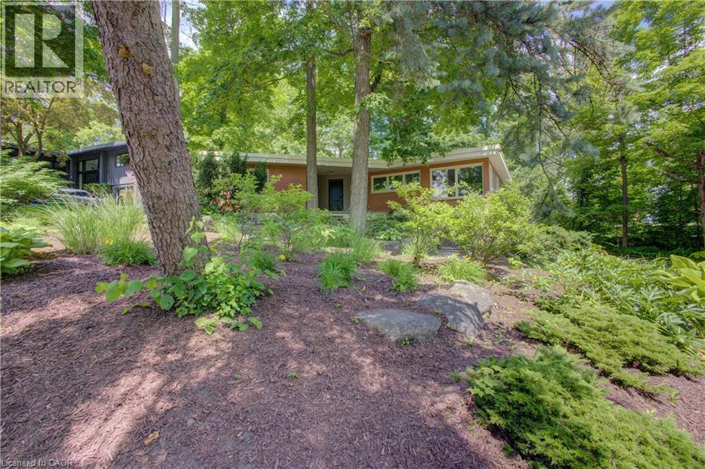 294 Algonquin Drive Property Photo 4