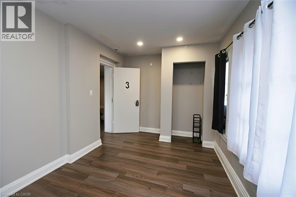 242 James Street S Property Photo 28