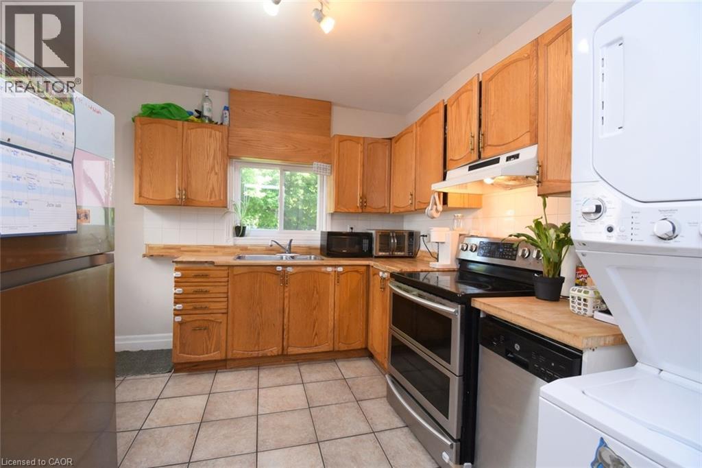 12 Wood Street W Property Photo 6