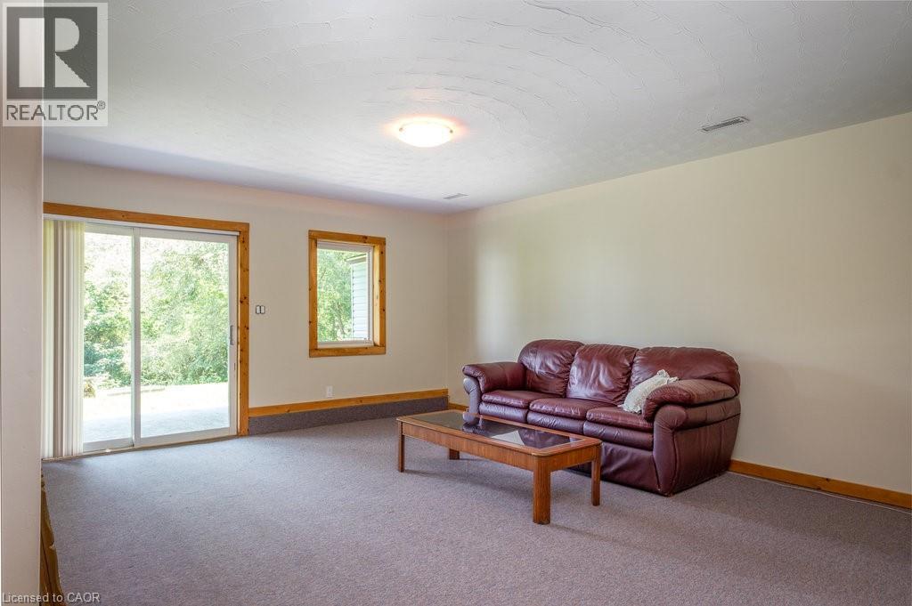 210 Hillside Avenue Property Photo 14