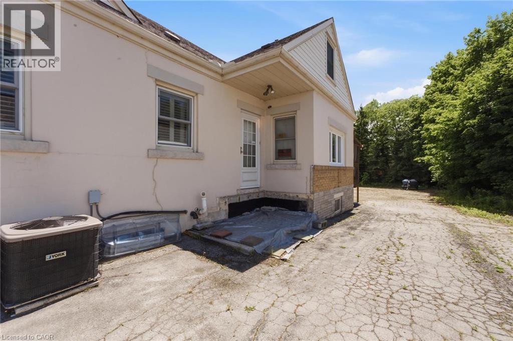 1260 Highway 8 Property Photo 31