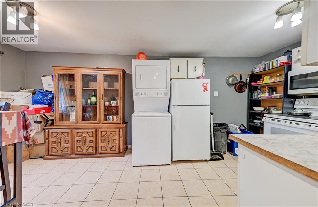 53 Helene Crescent Property Photo 14