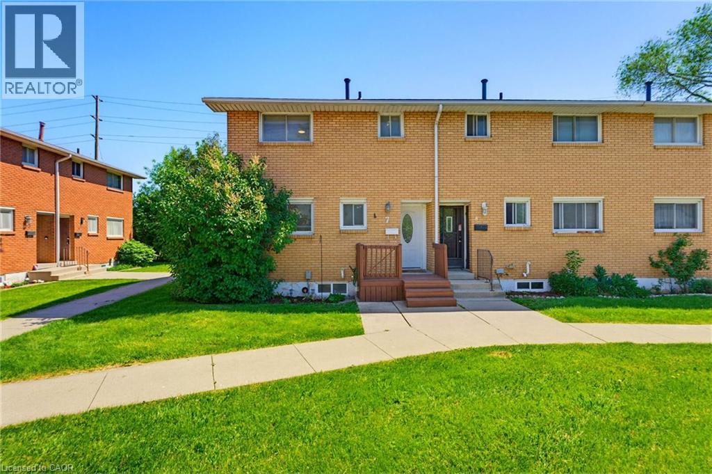 161 Berkindale Drive Unit# 7 Photo de la propriété 1