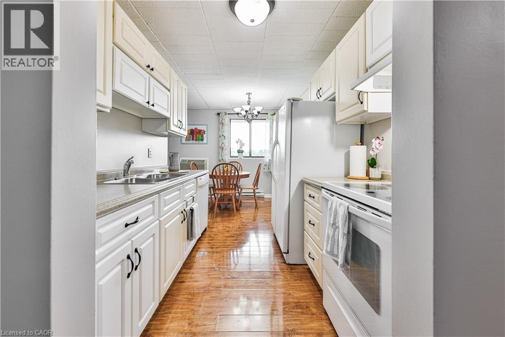 29 West Avenue Property Photo 2