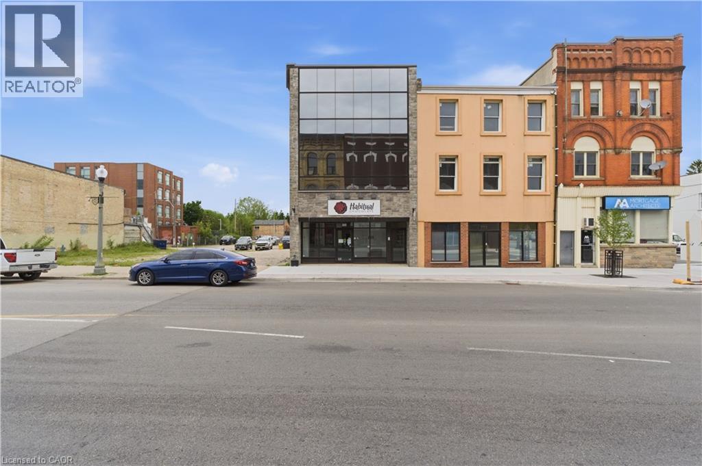 389 Dundas Street Property Photo 9