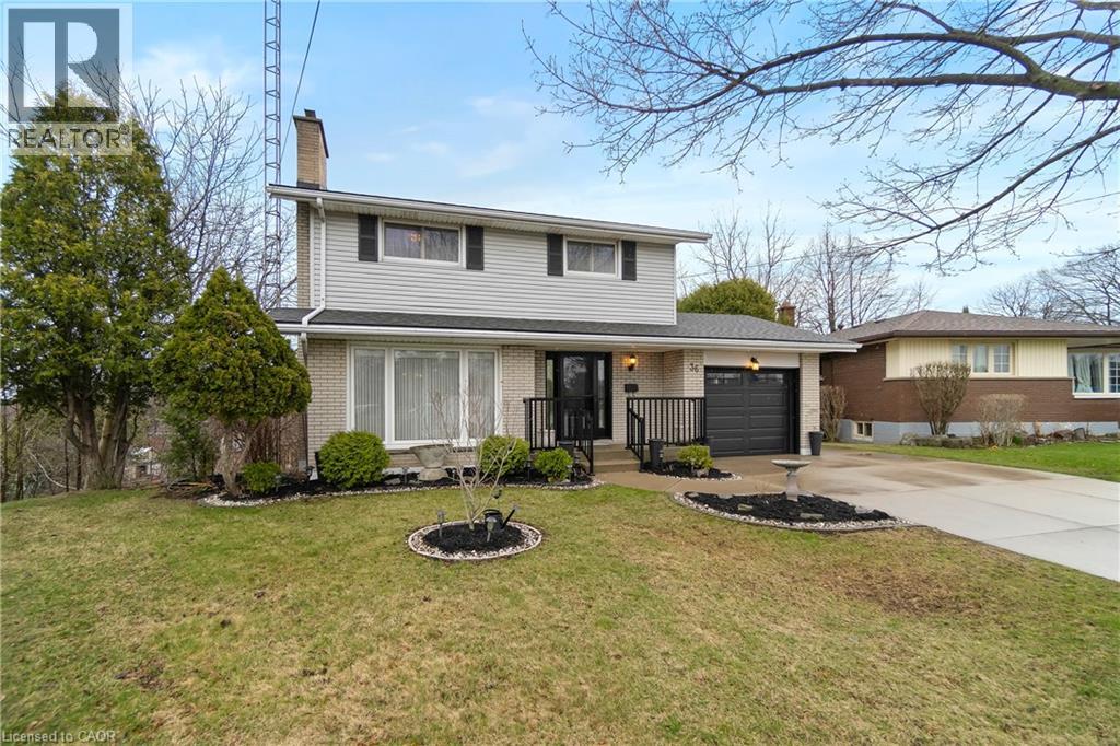 36 Buckingham Drive Property Photo 3