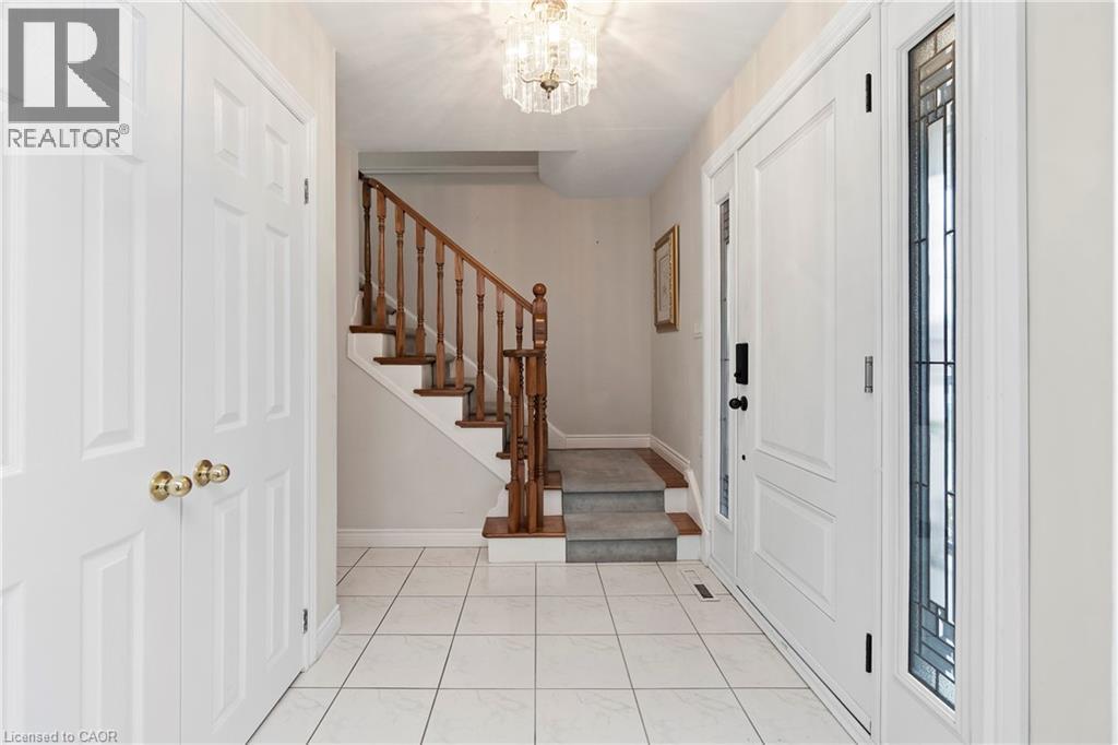 36 Buckingham Drive Property Photo 4