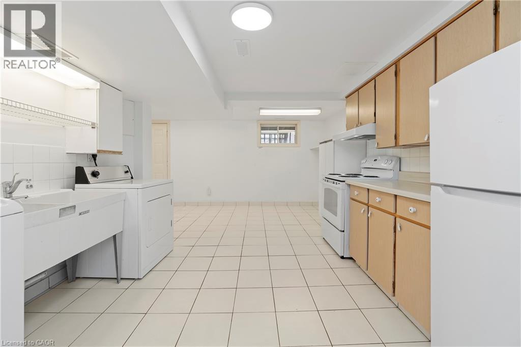 36 Buckingham Drive Property Photo 34