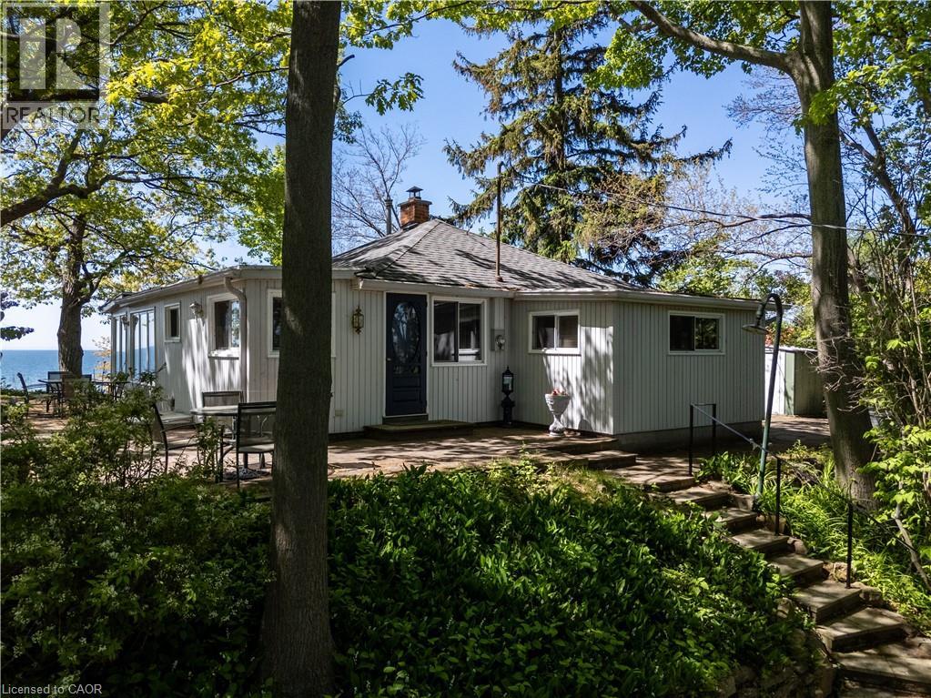 689 Sandy Bay Road Property Photo 1
