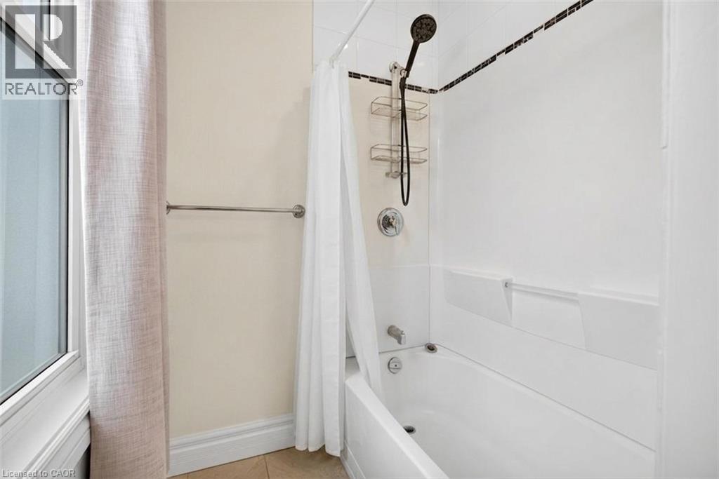 221 Grand River Avenue Property Photo 14