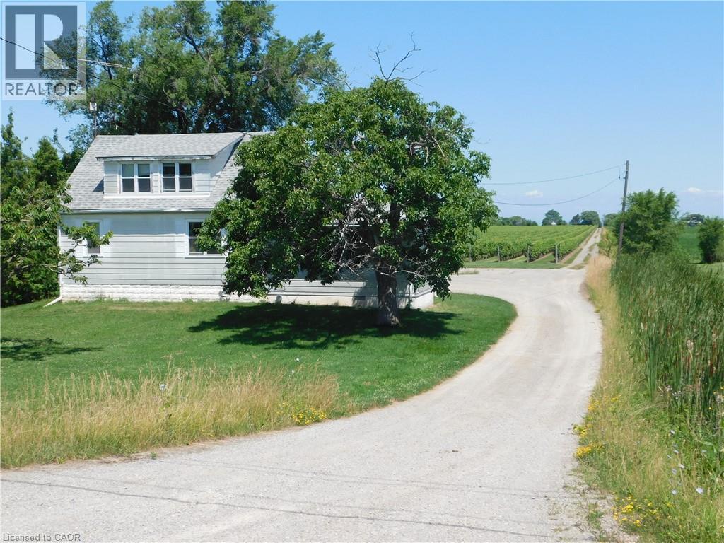3705 Service Road N Property Photo 19