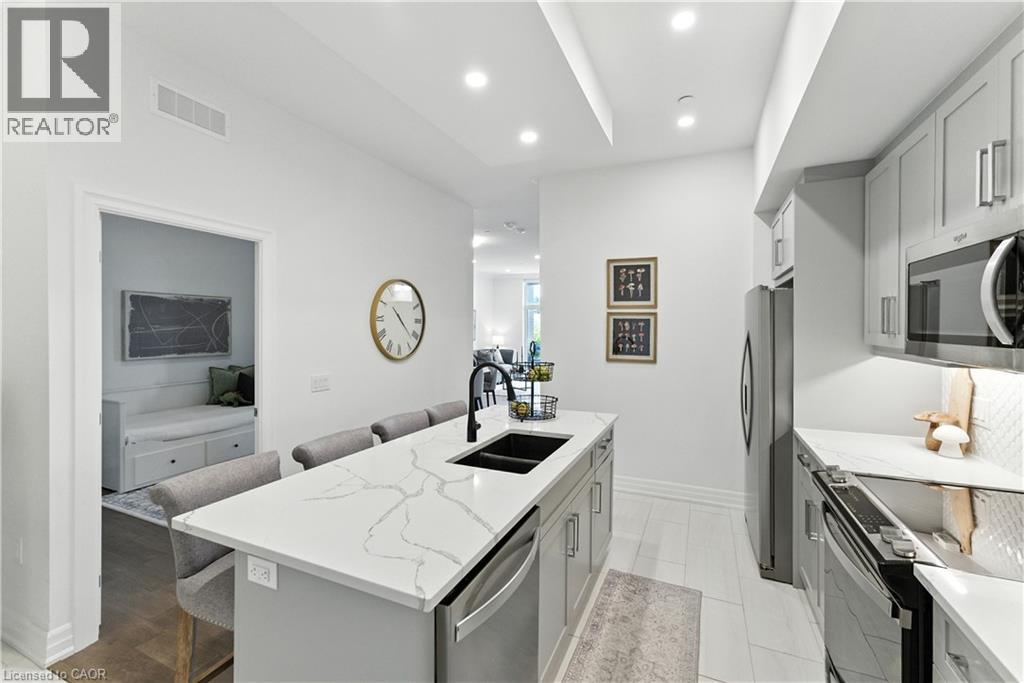 1880 Gordon Street Unit# 207 Property Photo 13