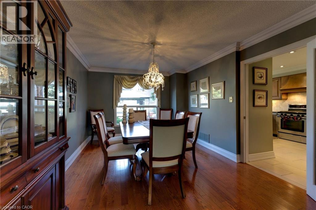 3043 Vanderbilt Road Property Photo 14