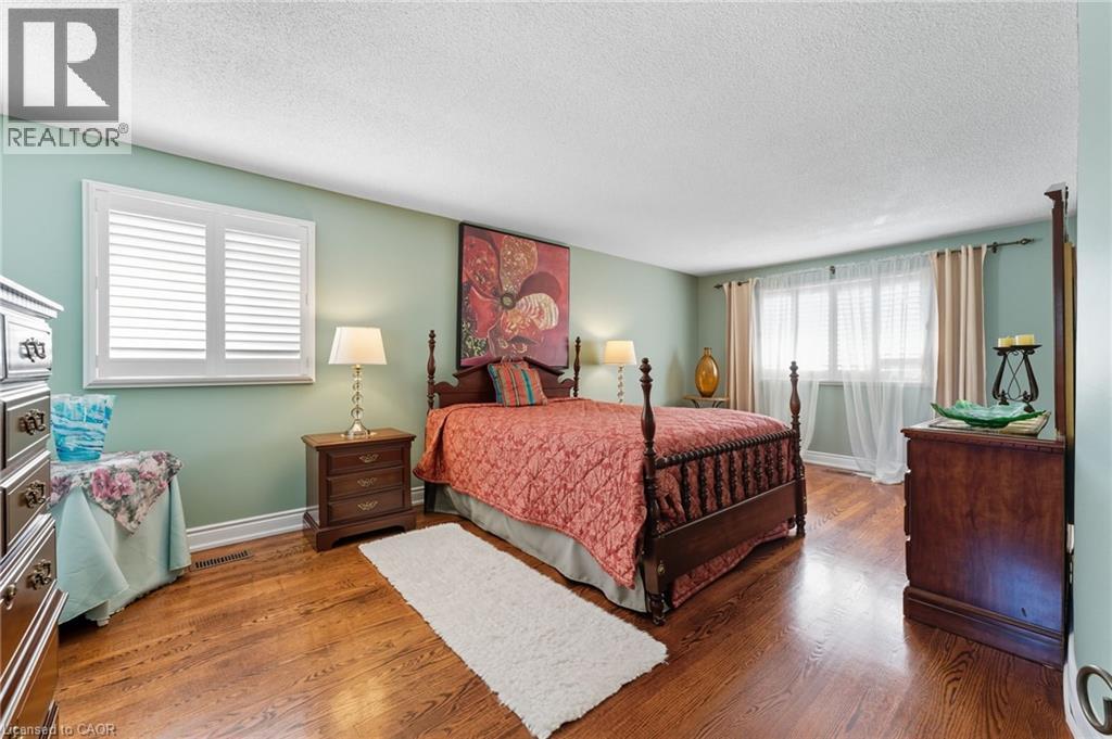 3043 Vanderbilt Road Property Photo 16