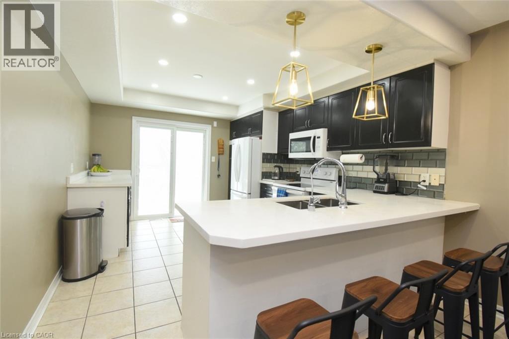 334 St. Lawrence Drive Property Photo 15