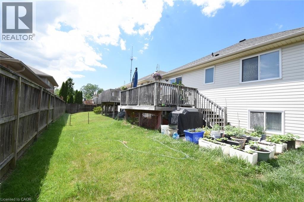 334 St. Lawrence Drive Property Photo 37