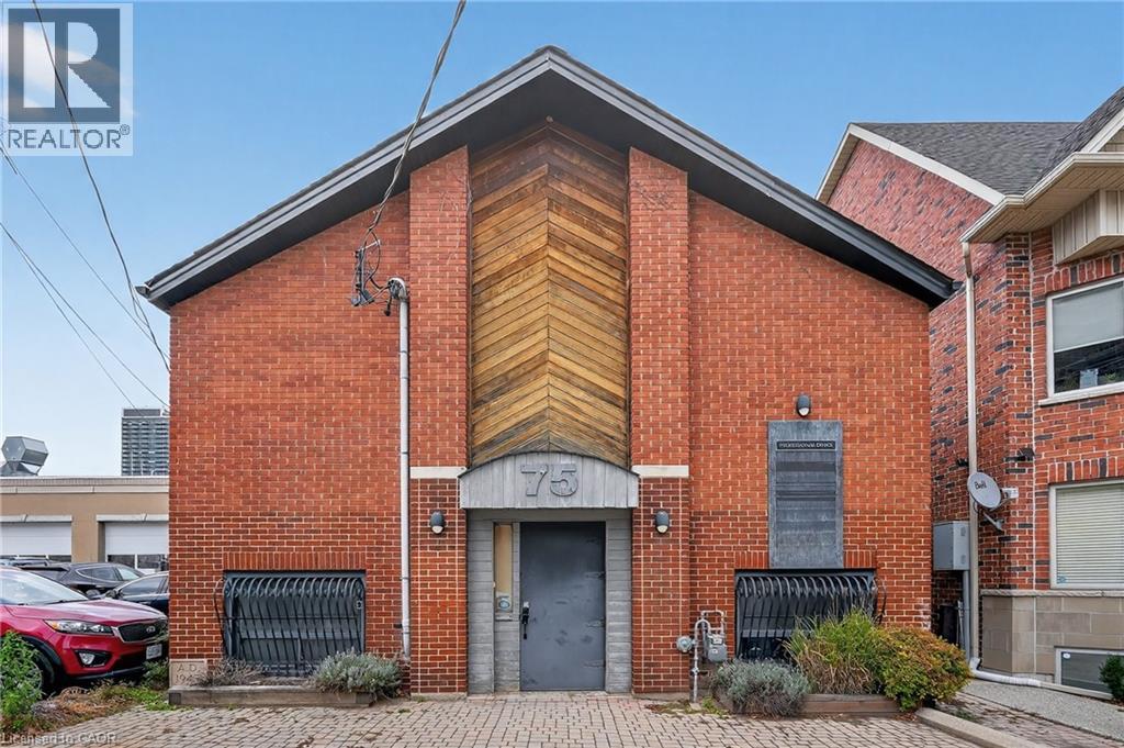 75 Young Street Property Photo 1