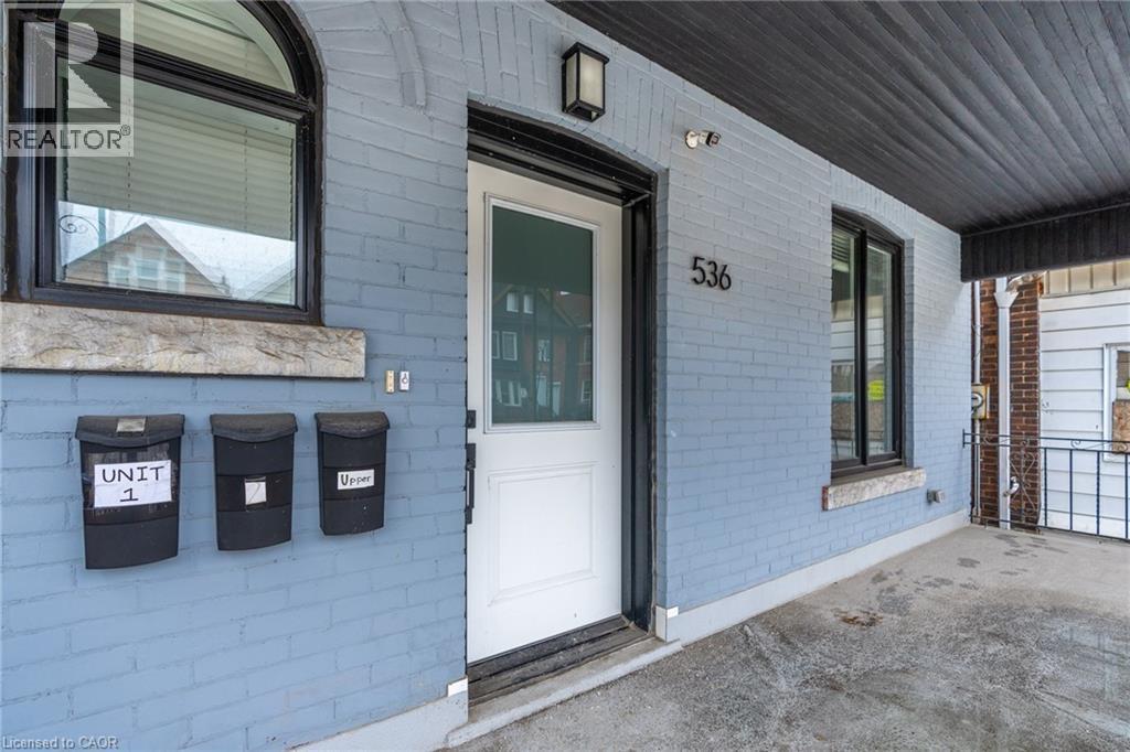 536 Cannon Street E Property Photo 3