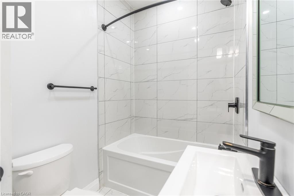 536 Cannon Street E Property Photo 7