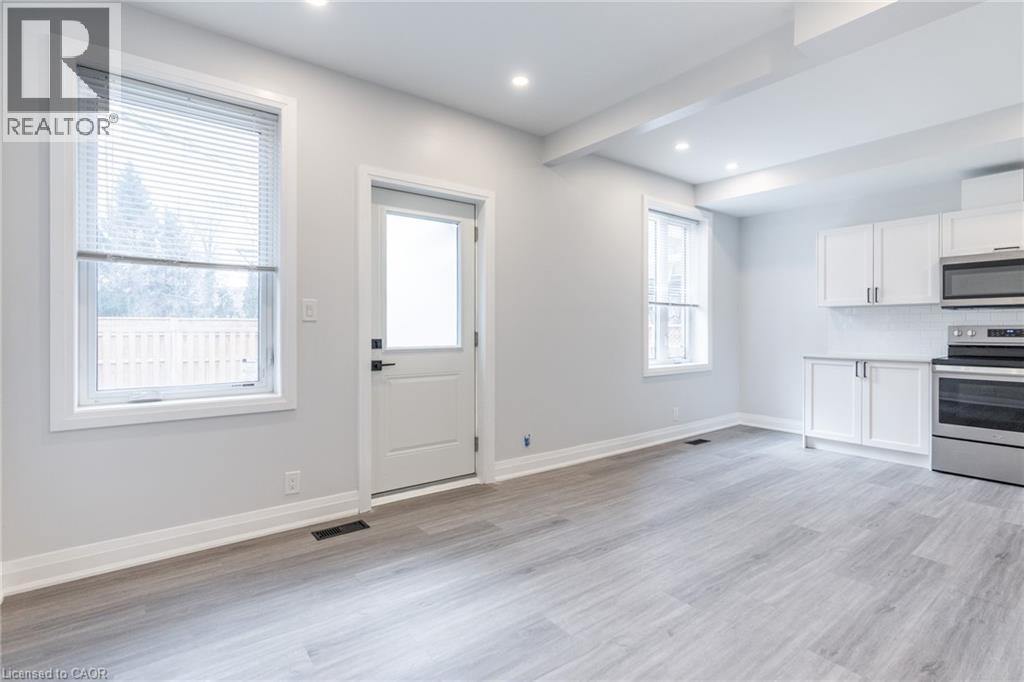 536 Cannon Street E Property Photo 10