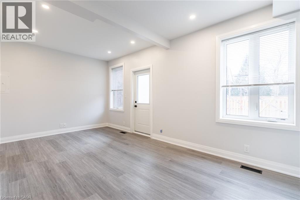 536 Cannon Street E Property Photo 15