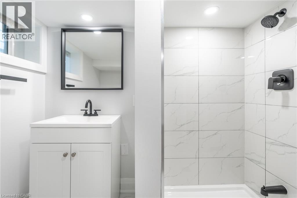 536 Cannon Street E Property Photo 22
