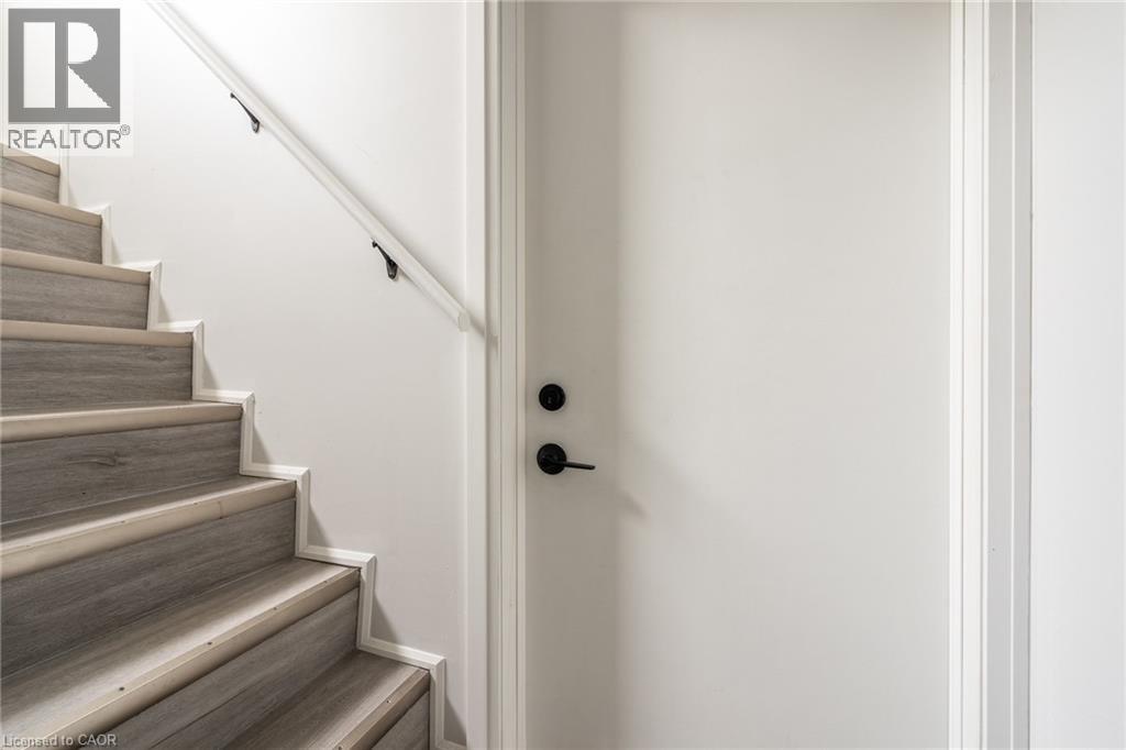 536 Cannon Street E Property Photo 23