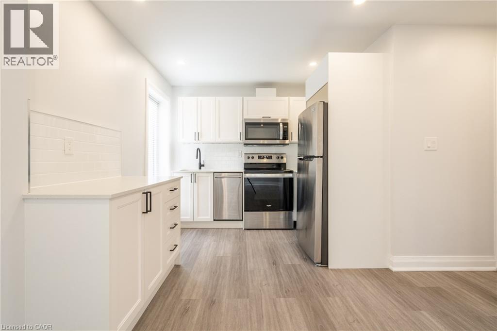 536 Cannon Street E Property Photo 25