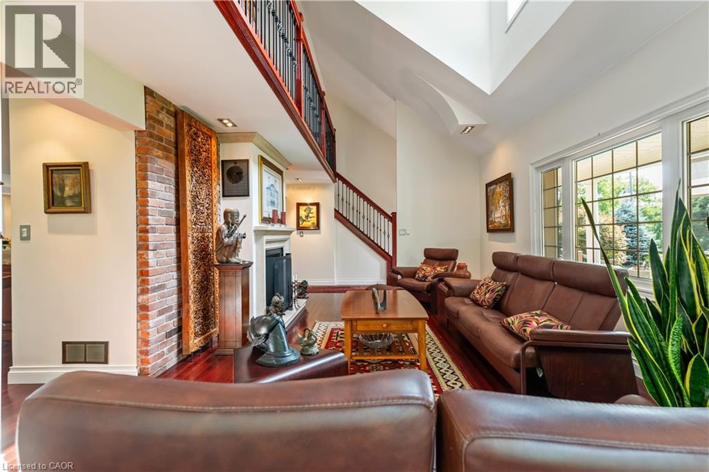 493 Ridge Road E Property Photo 11