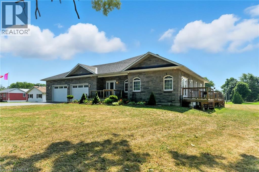 1026 Front Road Property Photo 1