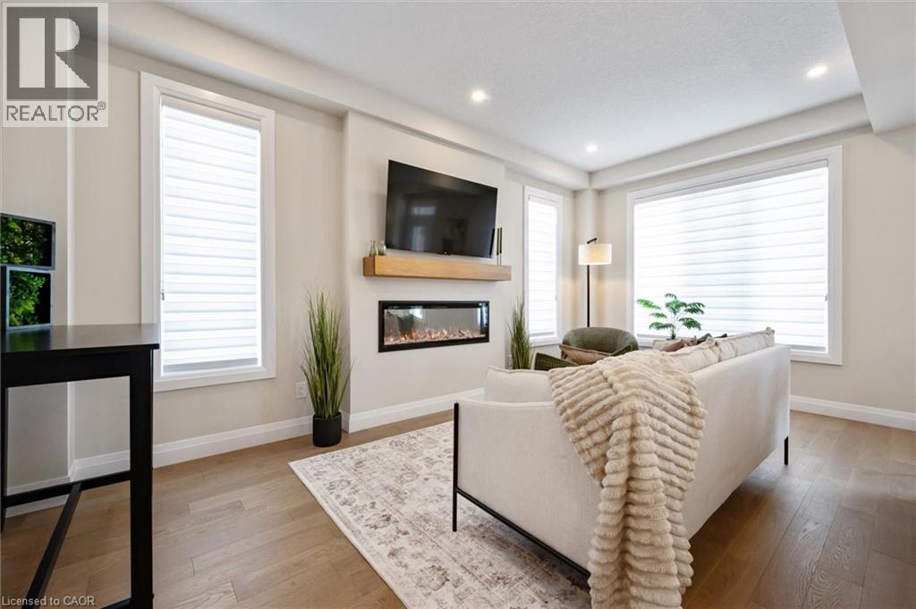 125 Catherine Street Property Photo 8