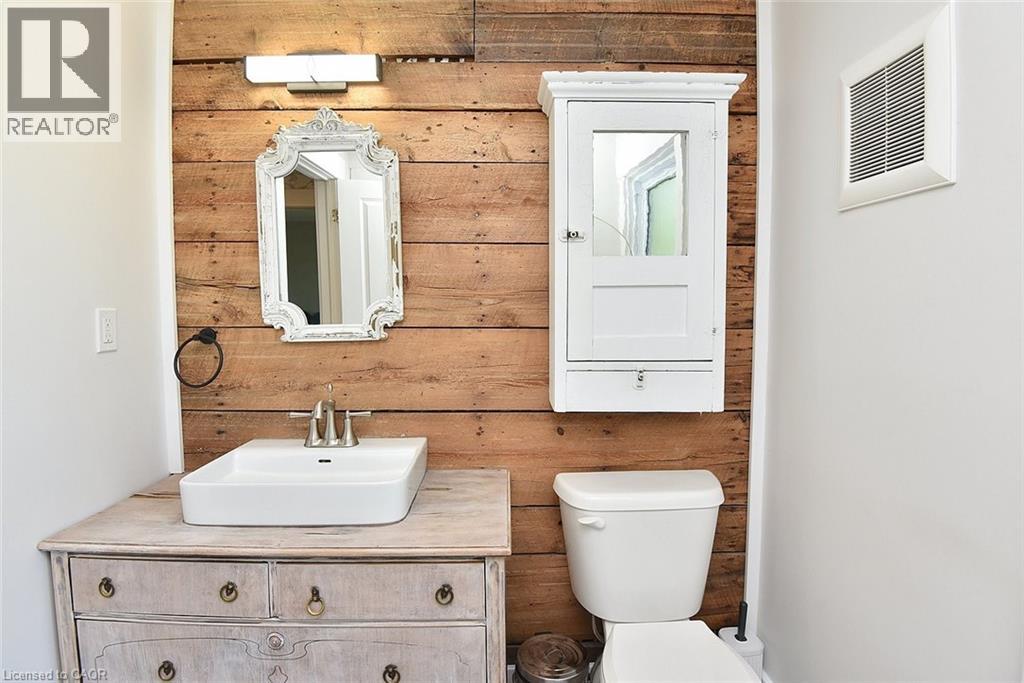 335 Haldimand Rd 12 Property Photo 26