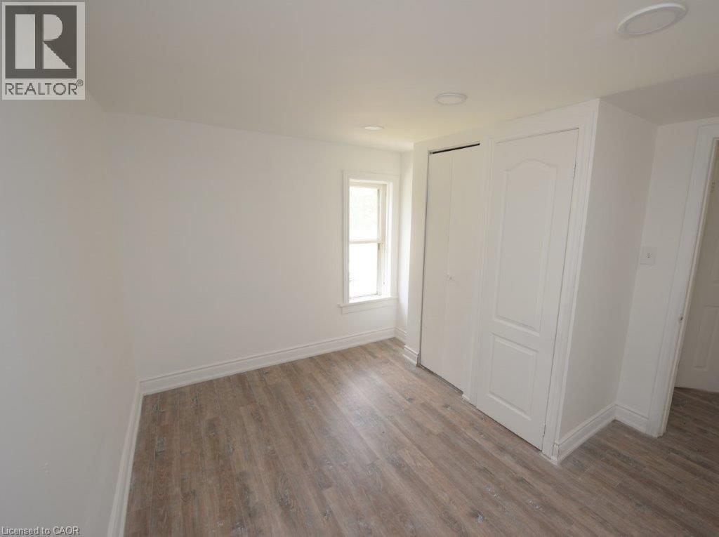 79-71 Cedar Street Property Photo 5