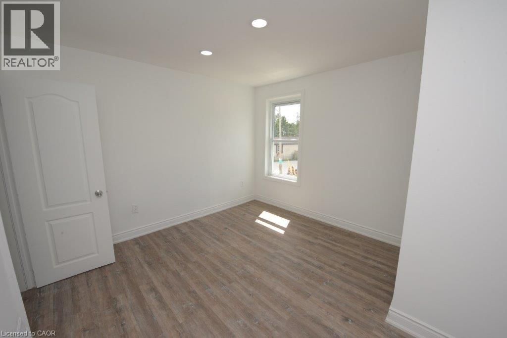79-71 Cedar Street Property Photo 11