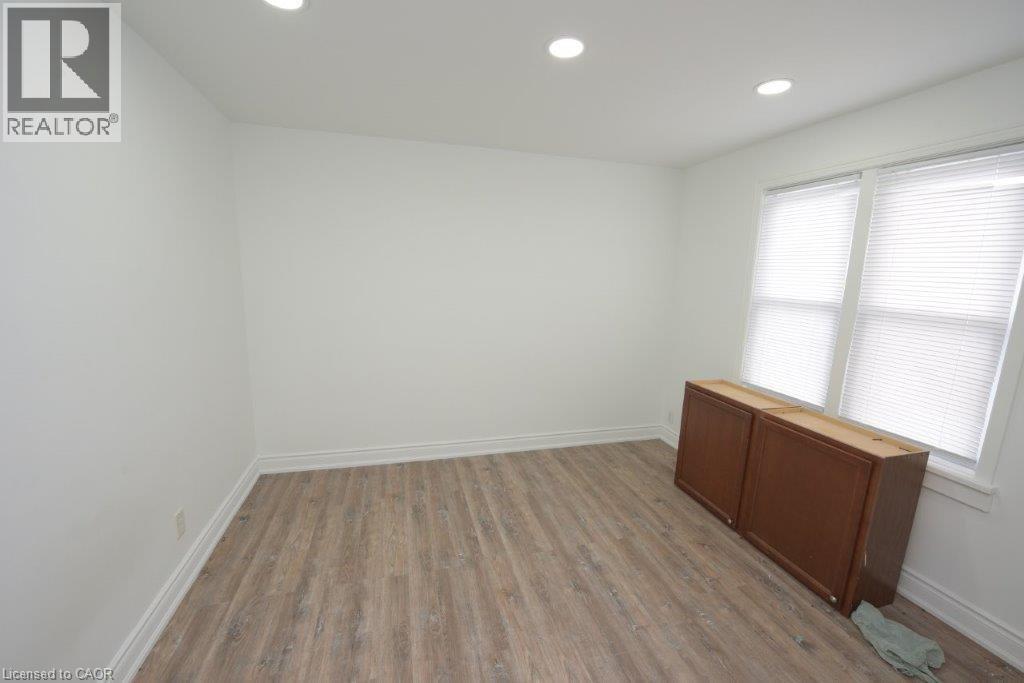 79-71 Cedar Street Property Photo 17