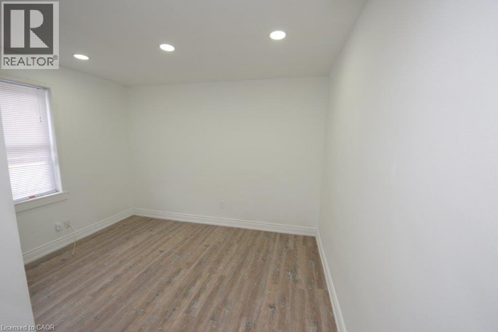 79-71 Cedar Street Property Photo 18