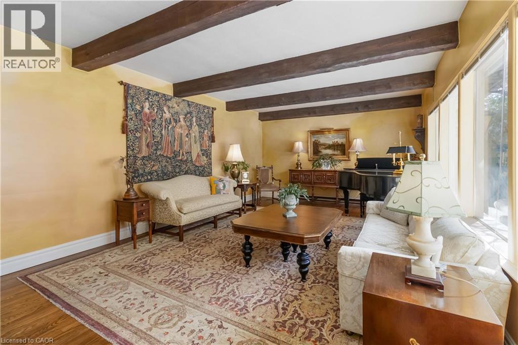 150 Cairncroft Road Property Photo 11
